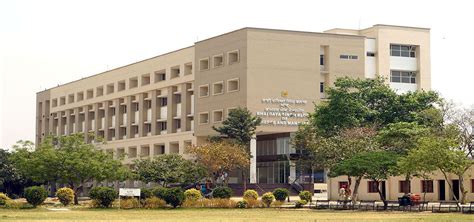 Khalsa College Patiala: Courses, Admission, Fees, .